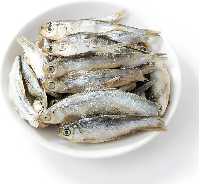 Freeze Dried Minnows for Dogs, Made in USA Single Ingredient Raw Dog Treats Fish, High Protein Minnows, Healthy Treat for Cats Dogs (2oz)