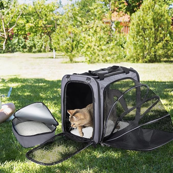 Large Cat Carrier with Litter Box, Expandable Cat Carrier for Car Travel, 17.3"x16.2"x13" Soft-Sided Pet Carrier, Collapsible Pet Carrier for Car Travel with Lockable Zippers for Medium Large Cat