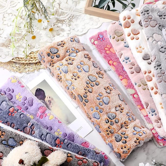Ripeng 8 Pcs Guinea Pig Bed Mat Fleece Cat Pad Dog Crate Mat for Indoor Warm Reversible Pet Bedding for Small Animal Washable Kennel Crate Pad Cat Carrier(23'' x 18'',Multicolor)