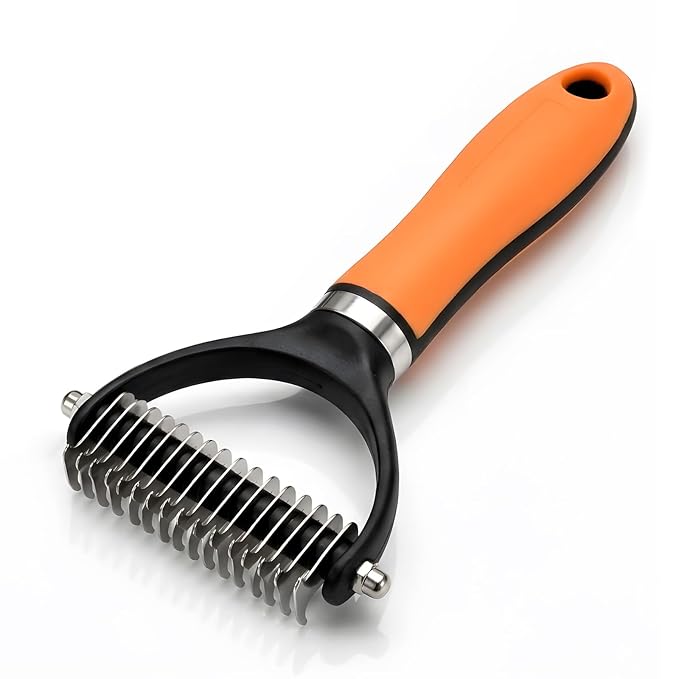Dog Brush and Cat Deshedding Rake, Pet Grooming Tool for Shedding with Rounded Stainless Steel Teeth, Comfortable Grip for Long or Thick Coats (Green)