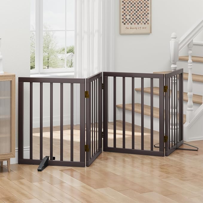 Dog Gates for Doorways, Foldable Dog Gate Indoor, Freestanding Pet Gates for Doorways Bedroom, Puppy Gate with Metal Support Feet, Room Divider 4 Panels (Brown)