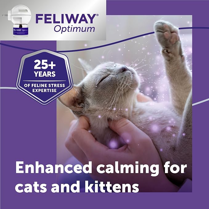 FELIWAY Optimum 30 Day Cat Calming Pheromone Diffuser Kit & Happy Snack by FELIWAY, a Delicious lickable Purée (12-ct Chicken Flavor)