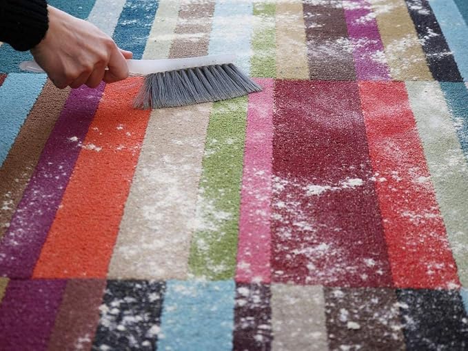 Capture Carpet & Rug Dry Cleaner w/Resealable lid (4 Pound) and Capture Spot and Stain Remover Carpet, Couch, Sofa Cleaner (32 oz) Bundle