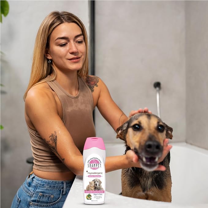 Hypoallergenic Mineral Pet Shampoo (695 ML)