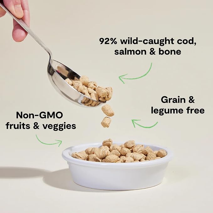 Open Farm, Freeze Dried Raw Cat Food, Complete Meal Morsels or Cat Treats with 92% Meat, Organs & Bone, Wild-Caught Salmon & Cod Recipe, 9oz Bag
