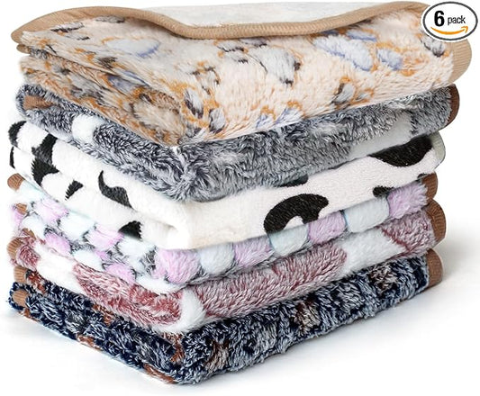 YedsIntu 6 Pcs Absorbent Guinea Pig Blankets Washable Small Animal Fleece Bedding Cage Liners Reusable Pet Pee Pad Sleep Mat Pad Cover for Hamster Ferret Rabbit Chinchilla Hedgehog (16"x24")