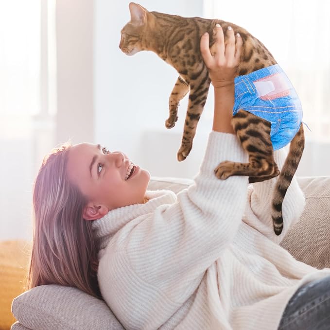 MICOOYO Disposable Cat Diapers, Cat Diapers for Female Cats with Ultra Stretchy, Puppy Diaper Super Absorbent, Fit for Cats in Heat or Incontinence, 20 Count Extra Small Size