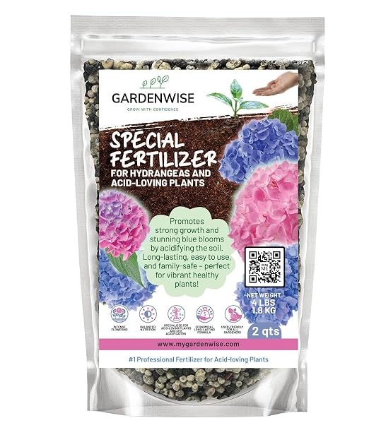 GARDENWISE Slow Release Hydrangea Fertilizer with Iron & Sulfur – Indoor & Outdoor Soil Acidifier for Miracle Growth (2 qt)