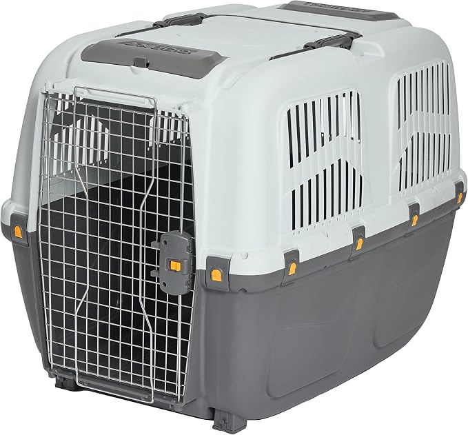MidWest Homes for Pets Skudo Plastic Carrier, Ideal for Large Dog Breeds with an Adult Weight of 71-90 Pounds