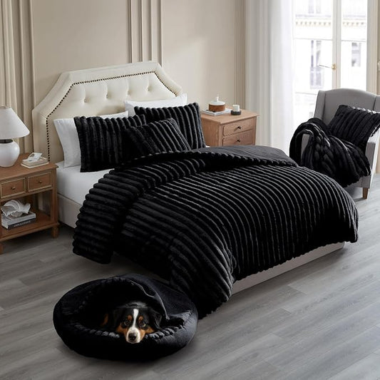 Riverbrook Home Everett Covered Round Cuddly Pet Bed, Black, Large