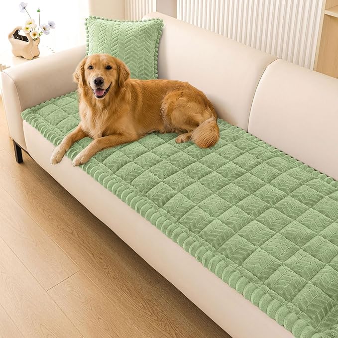 Smiry Couch Cover for Dogs, Non Slip Fuzzy Pet Sofa Covers Washable for 3 Cushion Couch, Soft Thick Furniture Protector for Cats Dogs, Against Fur, Dirt, Scratch Resistant (Grass Green, 43"x82.7")