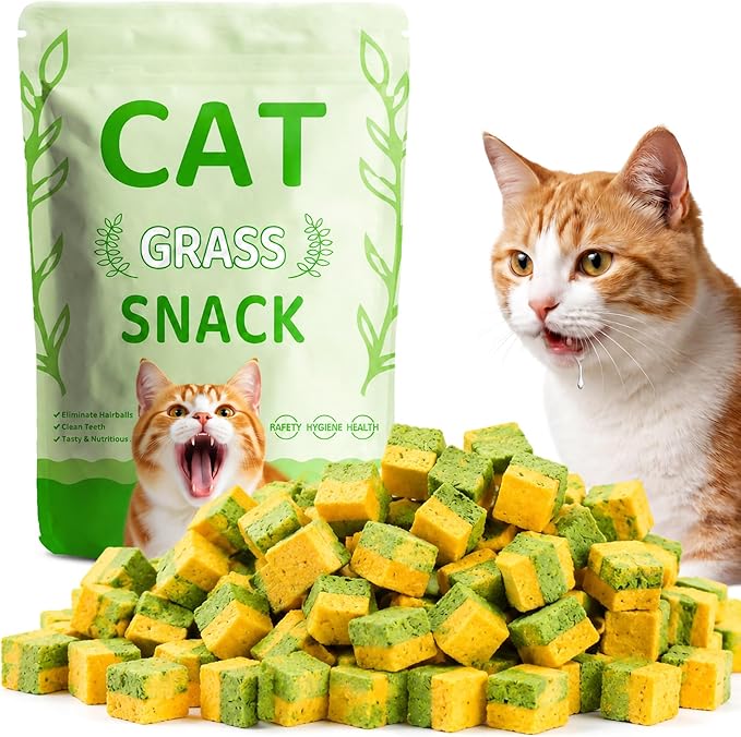Cats Toy Kitten Grass Treats 70g/2.47oz Freeze Dried 2 in 1 Fish Oil Cat Chew Stick Pellet for Hairball Removal Kitty Catnip Snack Chicken Flavor for Cleaning Teeth & Dental Care Food Indoor