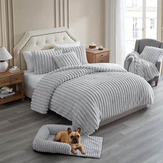 Riverbrook Home Everett Long Sofa-Style Pet Bed, Gray, Small