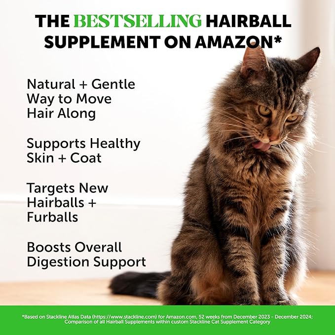 Cat Hairball Remedy Treats - Dual Texture Crunchy Creamy Hairball Treatment for Cats, Furball Relief Control Supplement with Fiber, Fish Oil for Indoor Cats Skin Coat Digestion (30-Day Supply)