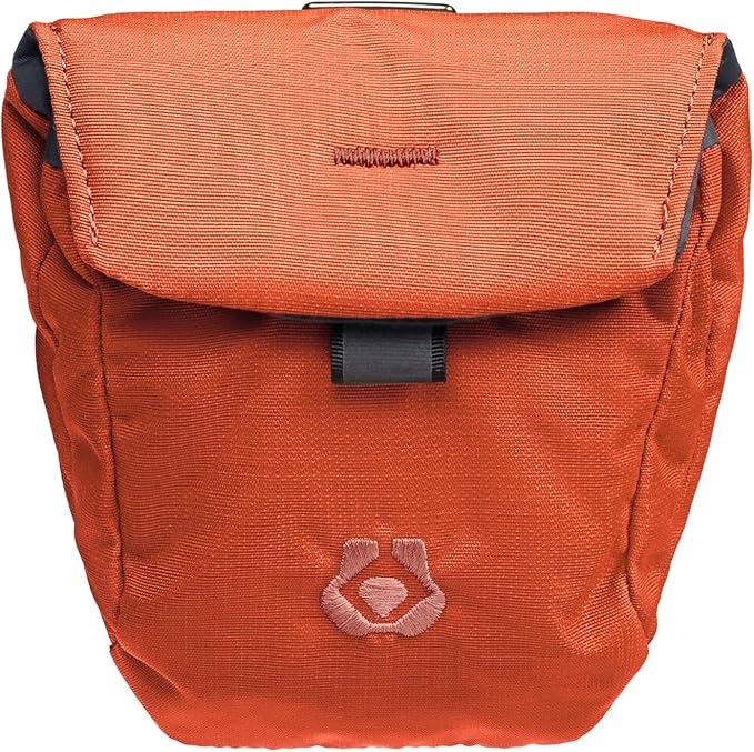 Snack Sack – Magnetic Quick-Access Treat Pouch with Wipeable Liner & Strap Attachment for Training, Walks & Rewards (Canyon)