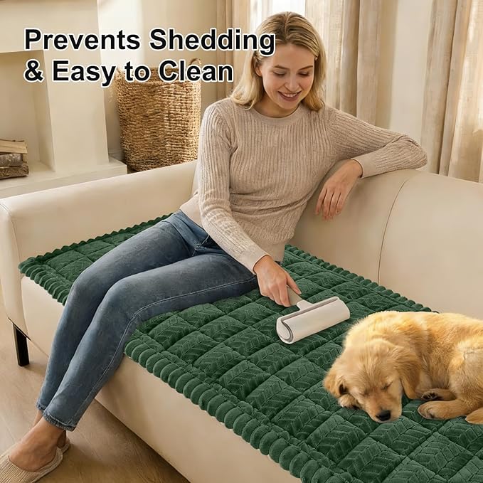 Smiry Couch Cover for Dogs, Non Slip Fuzzy Pet Sofa Covers Washable for 3 Cushion Couch, Soft Thick Furniture Protector for Cats Dogs, Against Fur, Dirt, Scratch Resistant (Dark Green, 35.4"x95")