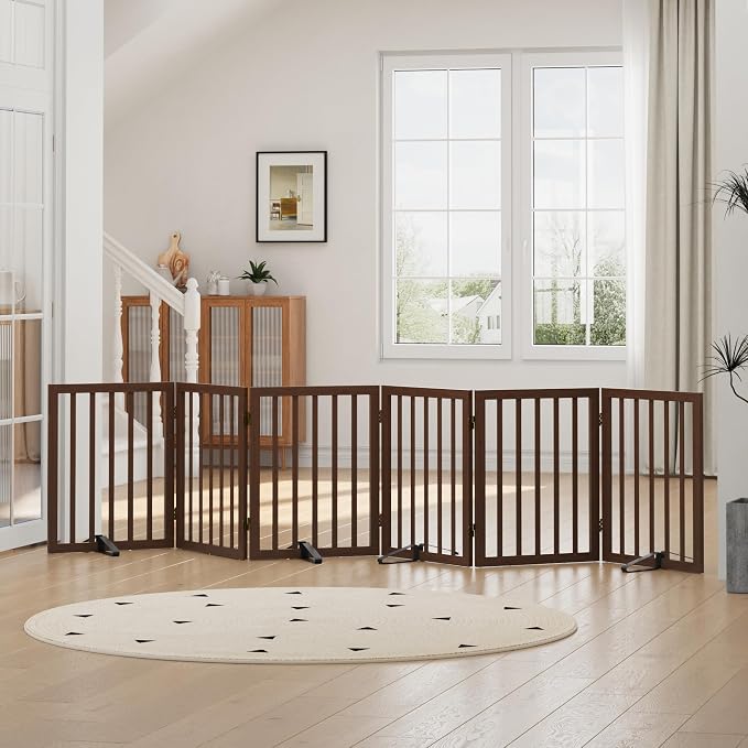 Dog Gates for Doorways, Freestanding Foldable Dog Gate Indoor, Pet Gates for Doorways Bedroom, Puppy Gate with Metal Support Feet, 6 Panels (Rustic tan)
