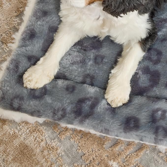MidWest Homes for Pets Reversible Pet Bed; Machine Washable; Great for Toy Dog Breeds; Spotted Gray; 18"; 40218-FVGYS
