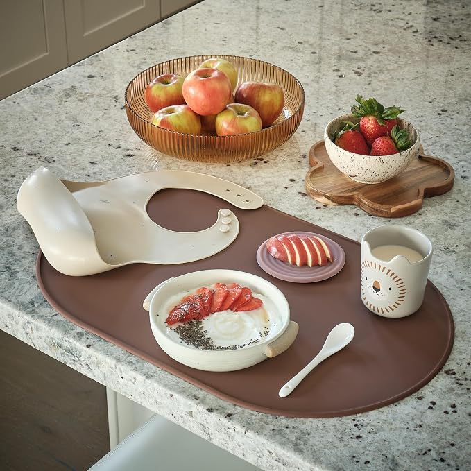 LINE+ARC Waterproof, Stain-Resistant, Heat-Safe Silicone Degrē Placemats (20.5x13, Set of 2 Rose) 3mm-High Rim Adults Babies Easy-to-Clean Washable Oval Modern Non-Slip Dining Table Mats
