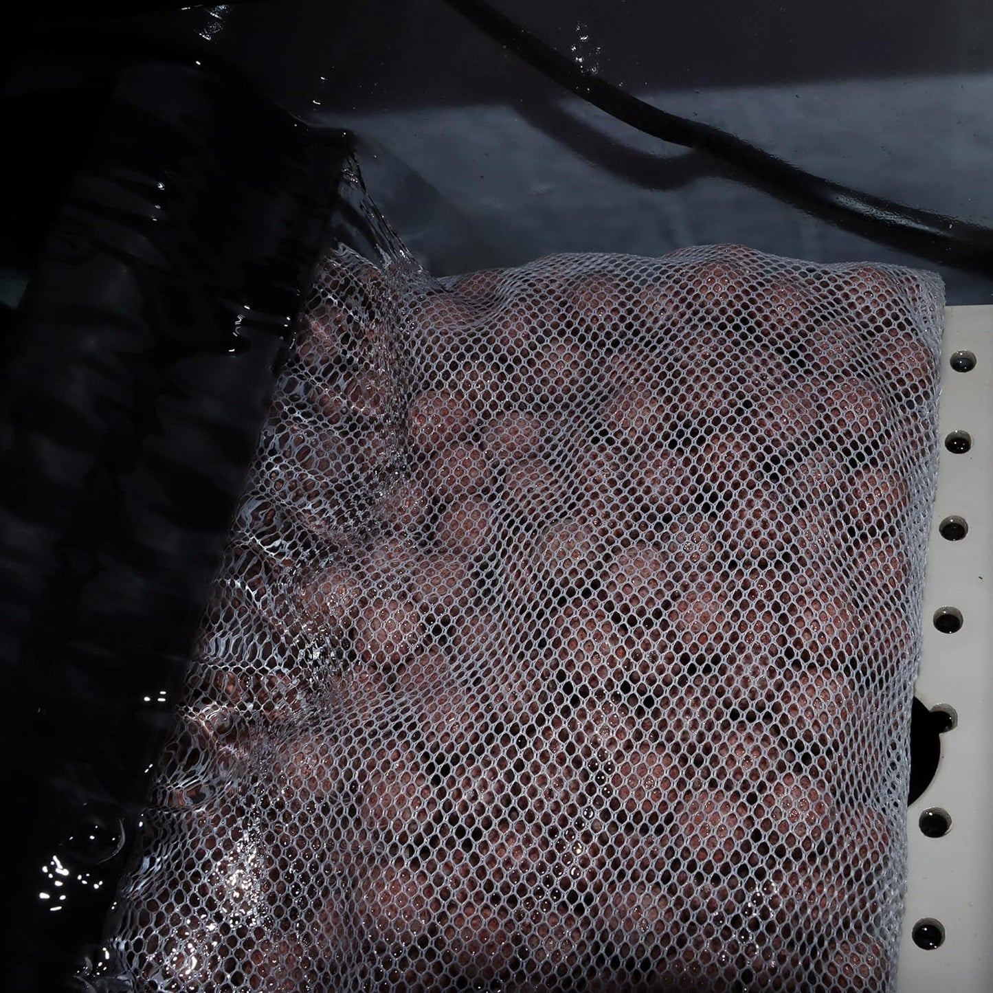 ALEGI 2 lbs Aquarium Ceramic Bio Filter Media Sphere for Freshwater Aquarium and Marine Fish Tank Sump, Canister Filter, Koi Ponds (2 lbs)