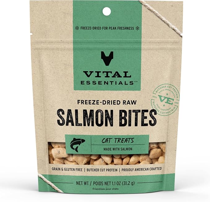 Vital Essentials Freeze Dried Raw Cat Treats, Seafood Lovers Variety Pack, Minnow 0.5 oz + Ahi Tuna 1.1 oz + Salmon 1.1 oz